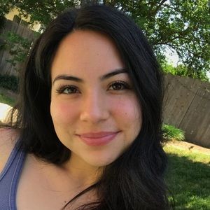 Meet your Posher, Marissa